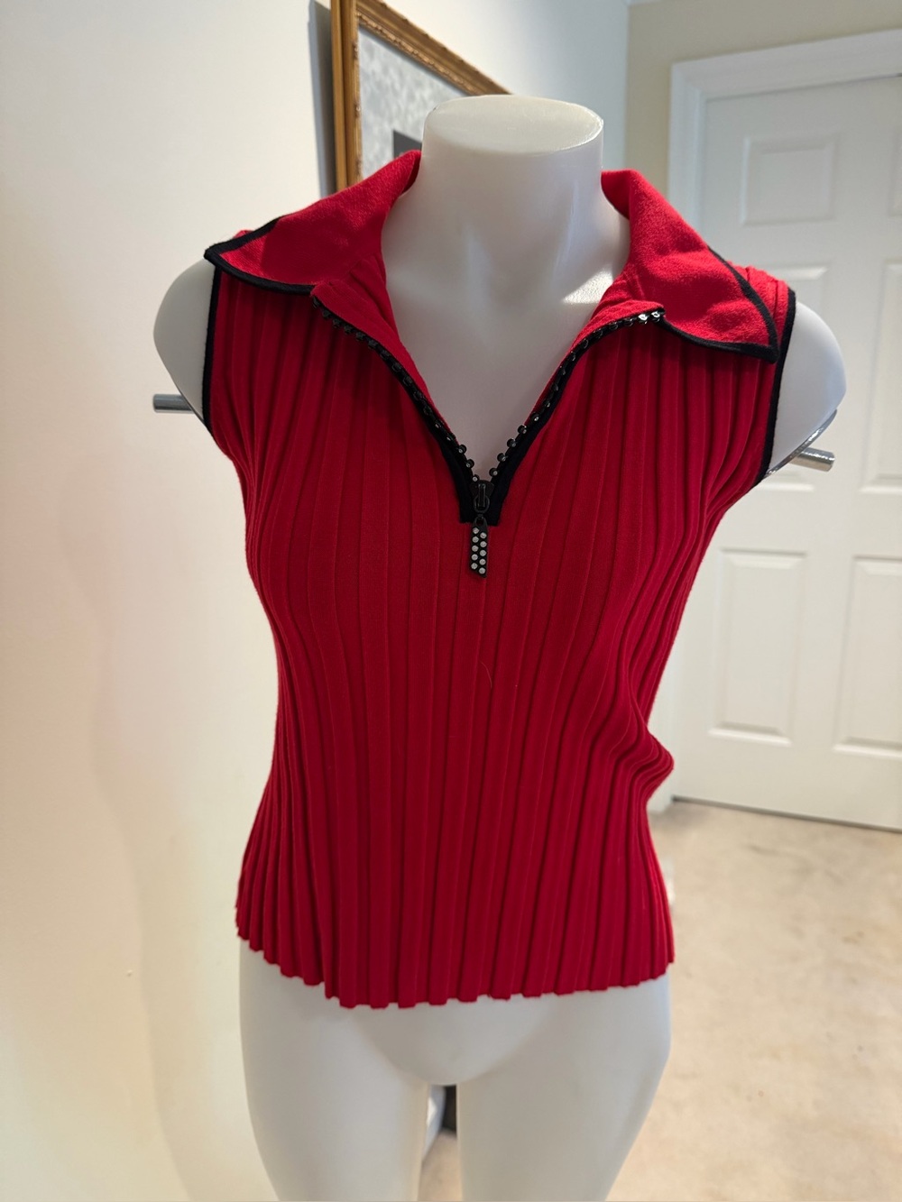 Vtg Belldini Red Ribbed Sleeveless Zip Top - Women Sz S